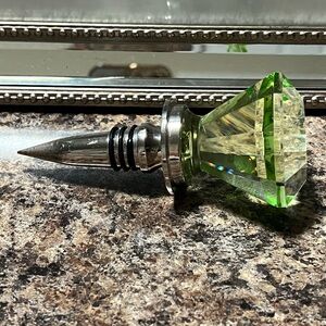 Glass Diamond Wine Stopper.